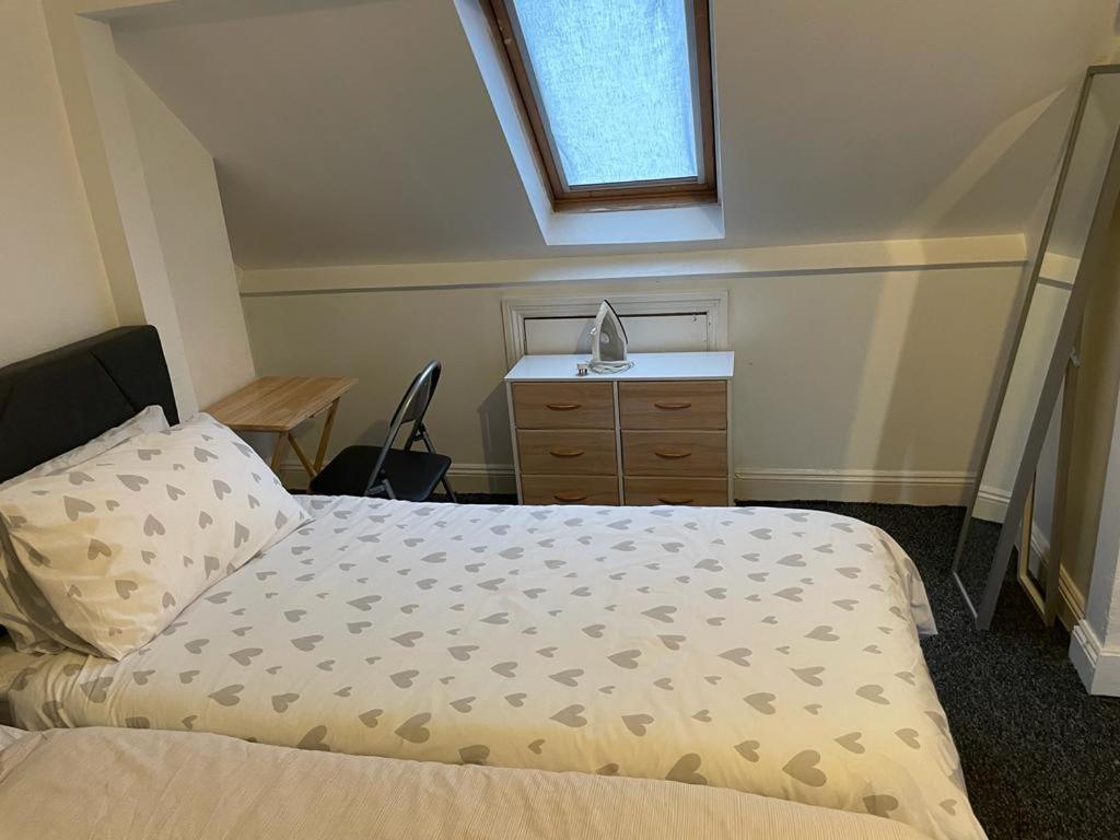 One Room To Stay With Fantastic Host London Eksteriør bilde